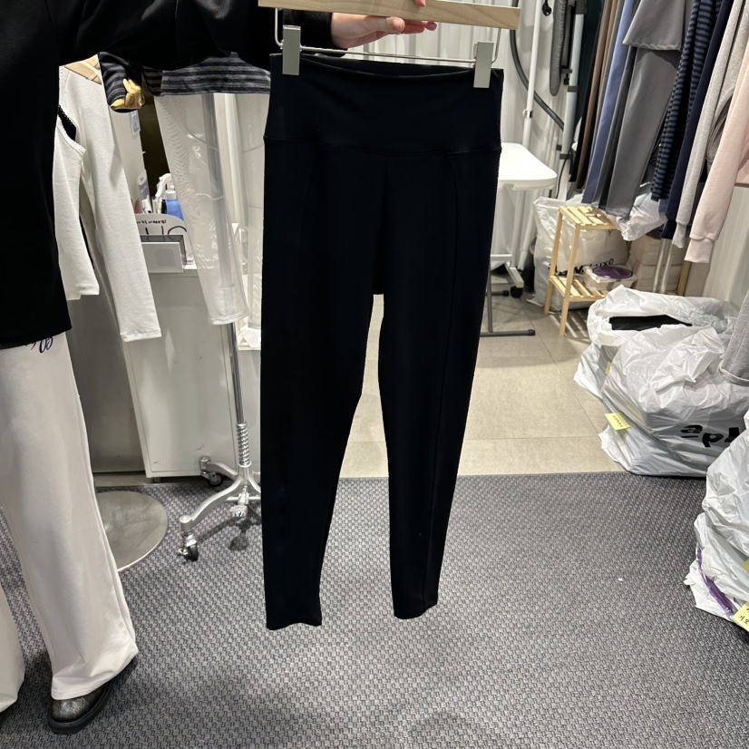 THE LOT東大門代購女士新款休閑時尚打底褲鯊魚褲緊身褲THE LOT/	LOT打底褲/鯊魚褲圖色2黑色