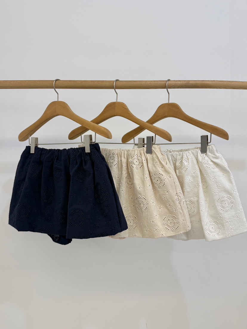 BY CHAPTER東大門直郵女士新款推薦休閑時尚熱賣短裙刺繡BY Chapter短裙