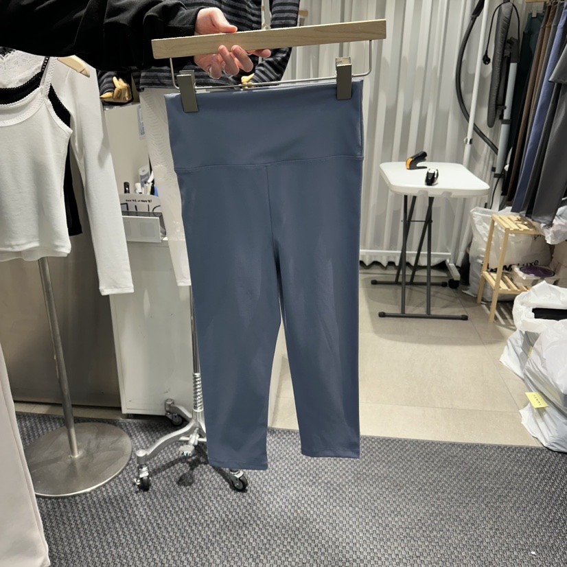 THE LOT東大門代購女裝新品熱賣時尚打底褲鯊魚褲緊身褲THE LOT/	LOT打底褲/鯊魚褲圖色1