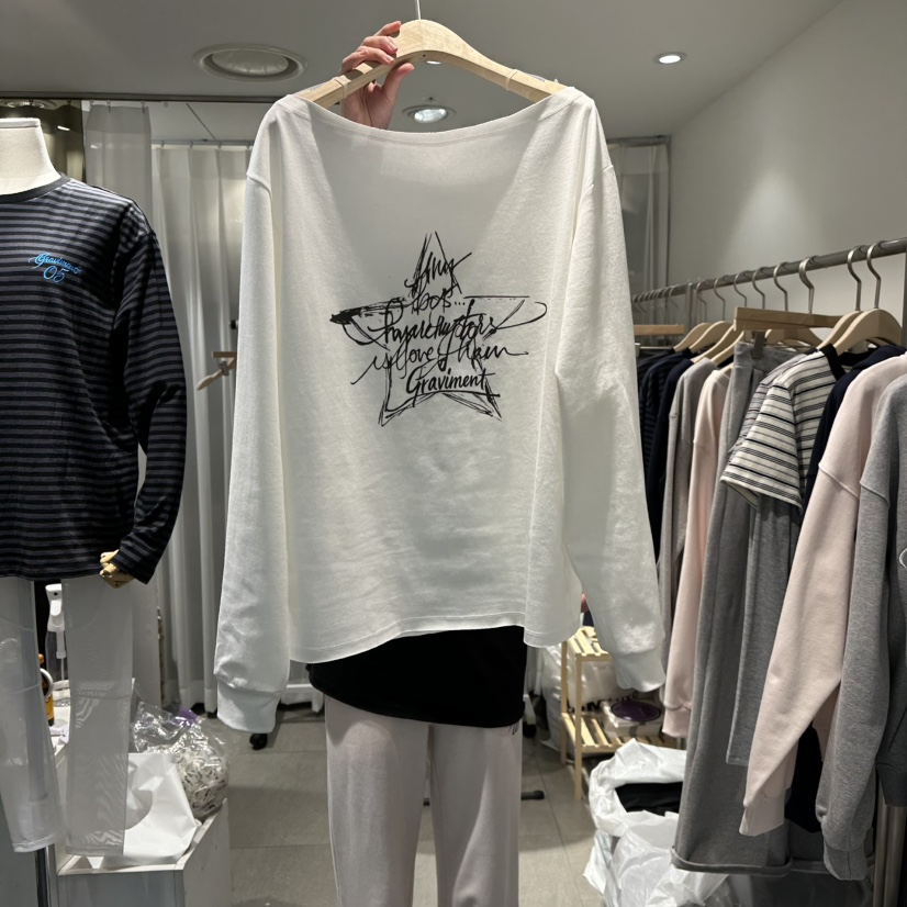 THE LOT東大門直郵女士新款26春季時尚人氣休閑長袖T恤露肩THE LOT/	LOT長袖T恤圖色1