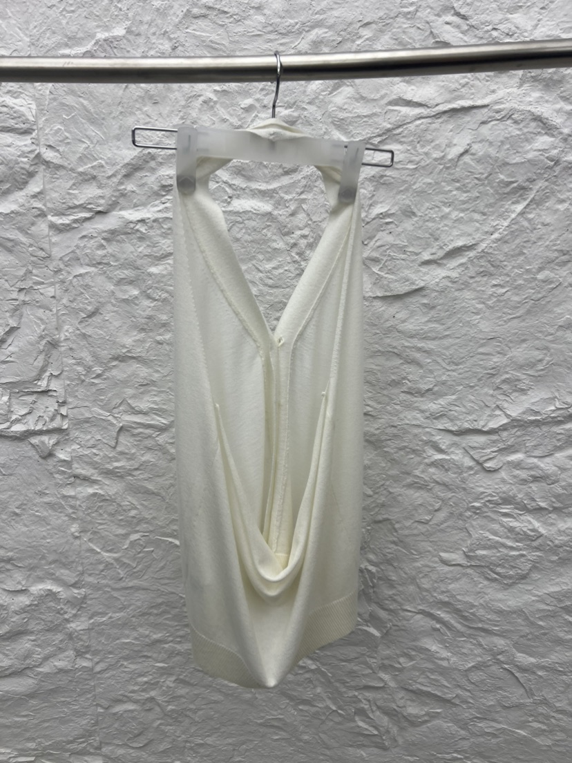 NOVUS韓國直郵女士新款熱賣職業人氣推薦真品吊帶背心紐扣NOVUS吊帶/背心