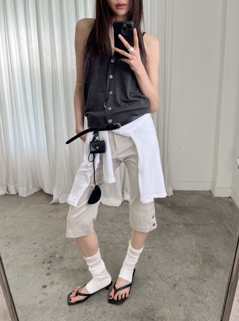 NOVUS韓國直郵女士新款熱賣職業人氣推薦真品吊帶背心紐扣NOVUS吊帶/背心