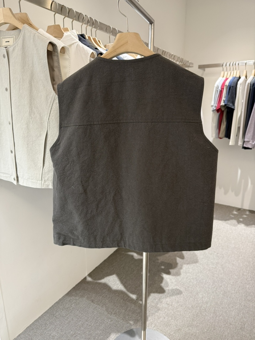 MONE-A韓國直郵女士新款休閑熱賣時尚人氣職業真品26春夏馬甲MONE-A馬甲