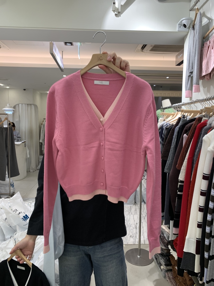 BY BOMI東大門實拍女裝新品26春夏推薦熱賣針織衫V領開衫BY BOMI針織衫圖色3