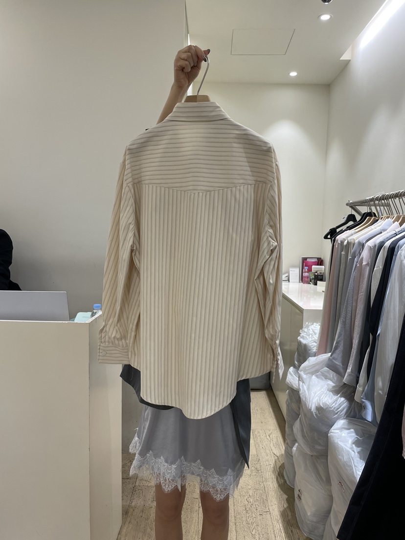 FLOWER-L東大門直郵女士新品26春夏時尚人氣熱賣襯衫蕾絲衫FLOWER-L襯衫/蕾絲衫