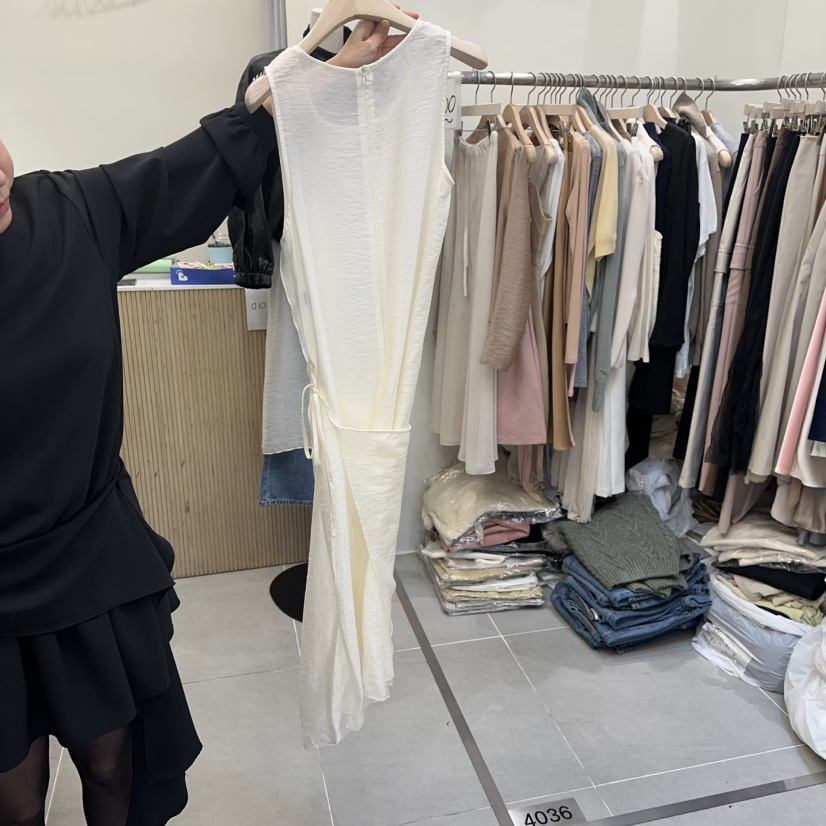 THE LOW東大門實拍女士新款推薦26春夏職業時尚真品連衣裙THE LOW連衣裙