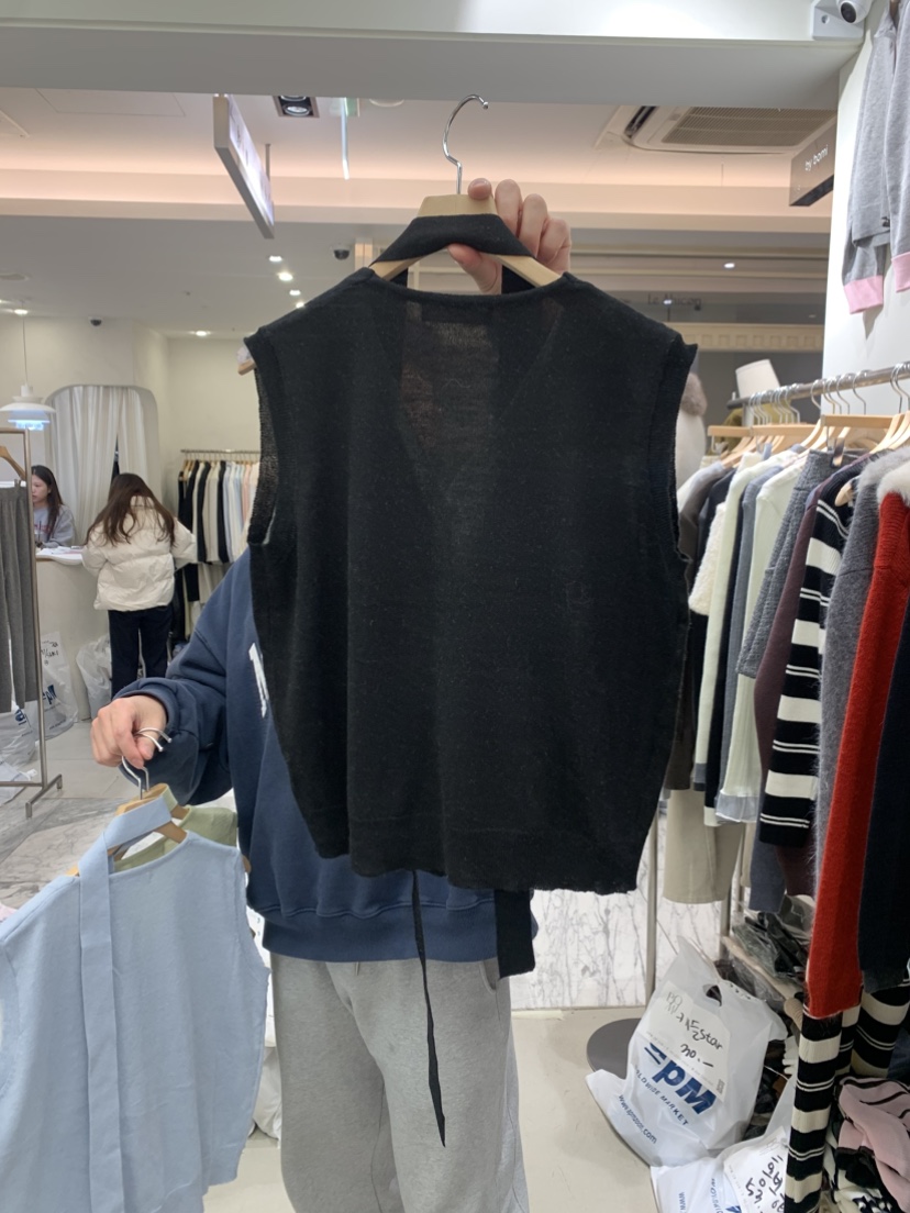 BY BOMI東大門直郵女士新品真品推薦熱賣人氣馬甲含脖帶BY BOMI馬甲