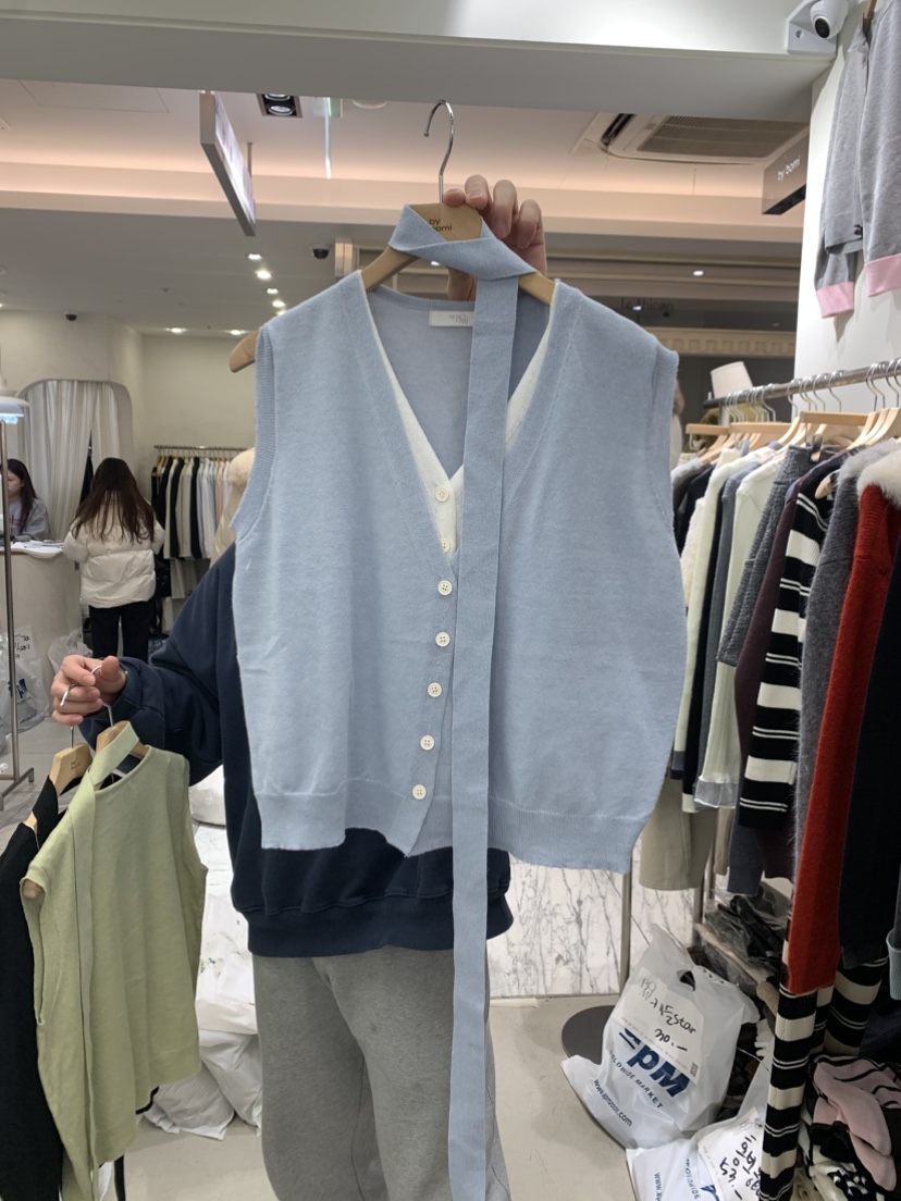 BY BOMI東大門直郵女士新品真品推薦熱賣人氣馬甲含脖帶BY BOMI馬甲圖色2