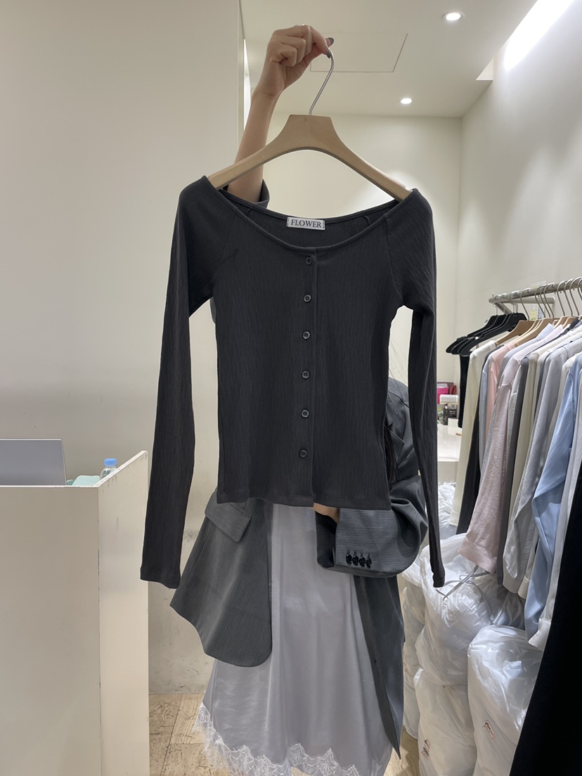 FLOWER-L韓國代購女士新品休閑人氣熱賣職業真品長袖T恤FLOWER-L長袖T恤圖色4墨色