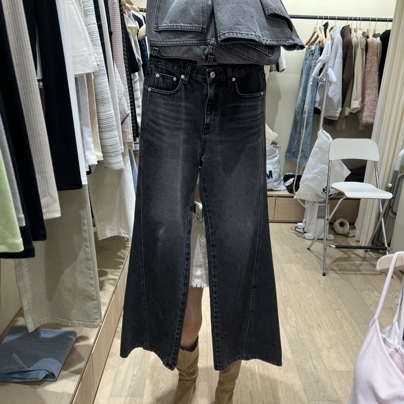 MEMOIRE東大門直郵女裝新品人氣時尚推薦26春夏熱賣牛仔褲MEMOIRE牛仔褲圖色2