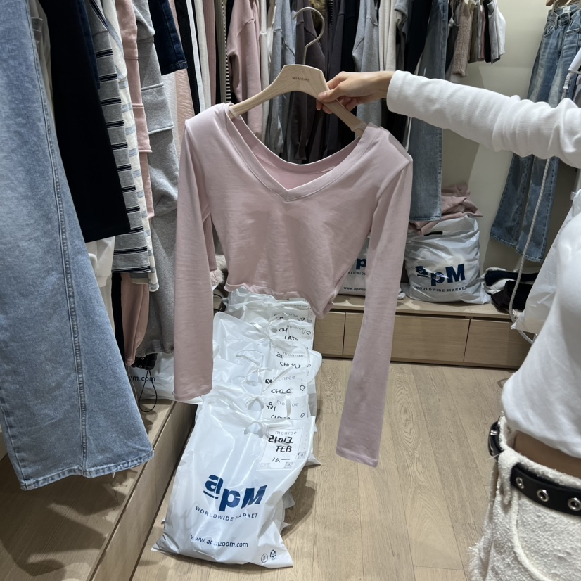 MEMOIRE韓國代購女士新款時尚熱賣職業推薦休閑長袖T恤V領MEMOIRE長袖T恤圖色1