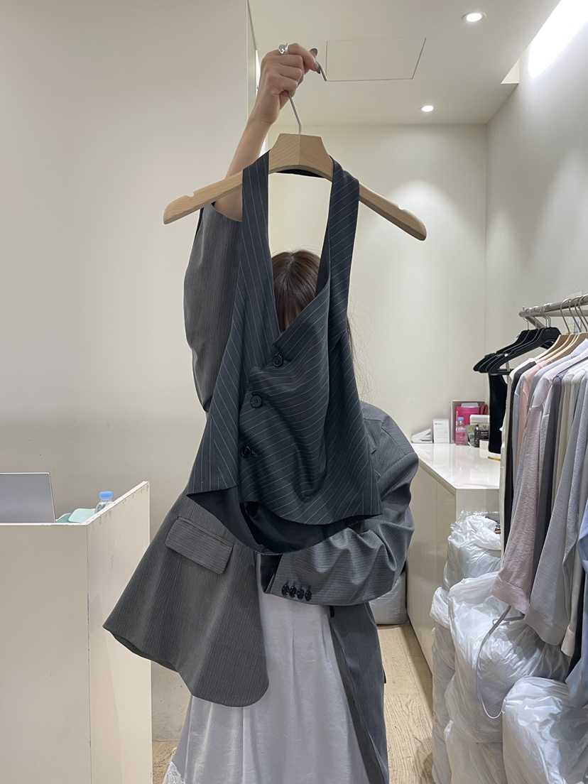 FLOWER-L東大門代購女裝新款時尚推薦26春夏熱賣吊帶背心FLOWER-L吊帶/背心圖色1