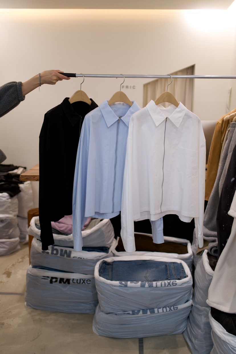 FRIC東大門直郵女裝新品人氣推薦職業真品襯衫蕾絲衫拉鏈FRIC襯衫/蕾絲衫