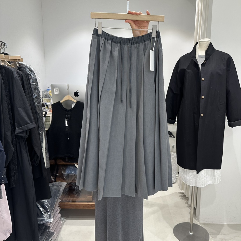 IRVINE東大門實拍女士新品真品熱賣休閑推薦長裙百褶褶裙IRVINE長裙圖色1