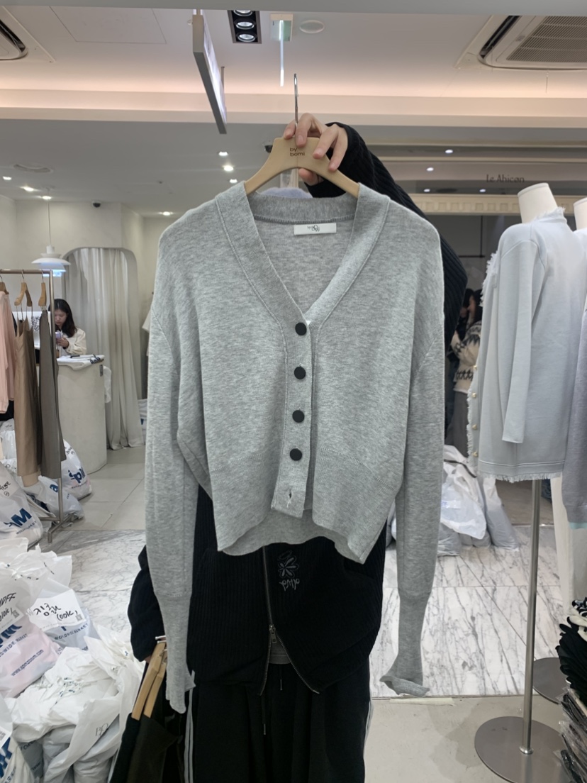 BY BOMI東大門實拍女士新品人氣26春夏時尚針織衫開衫開衩BY BOMI針織衫圖色2