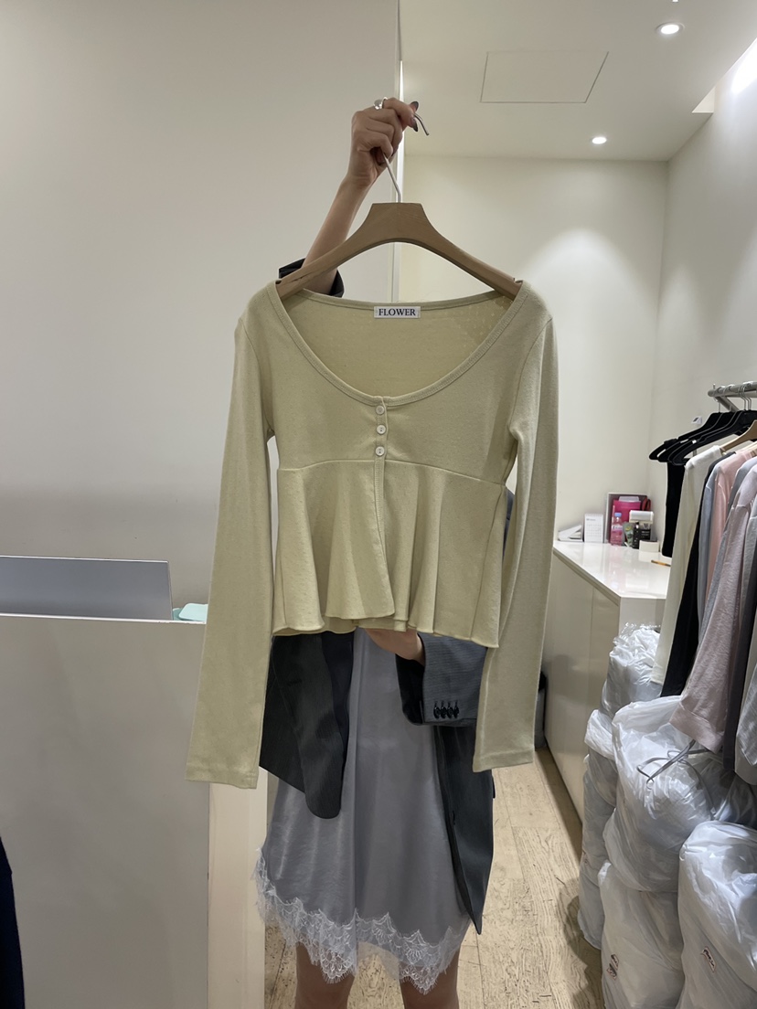 FLOWER-L東大門實拍女裝新品職業休閑熱賣推薦26春夏長袖T恤FLOWER-L長袖T恤圖色2