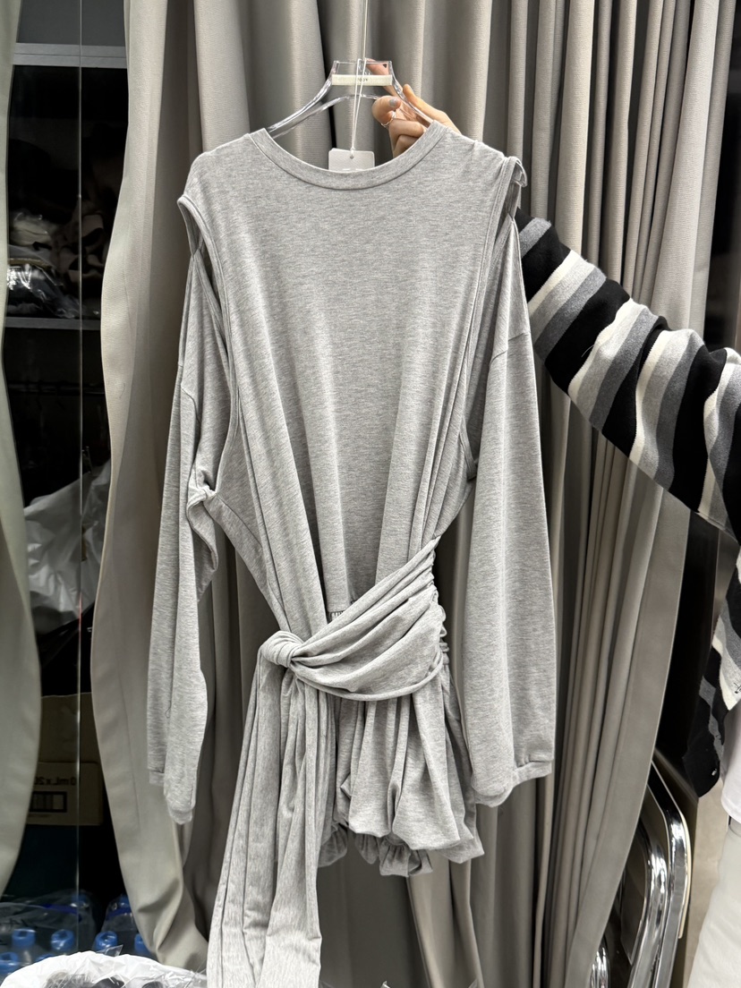 UOOV東大門代購女裝新品熱賣真品26春夏職業推薦連衣裙鏤空UOOV連衣裙