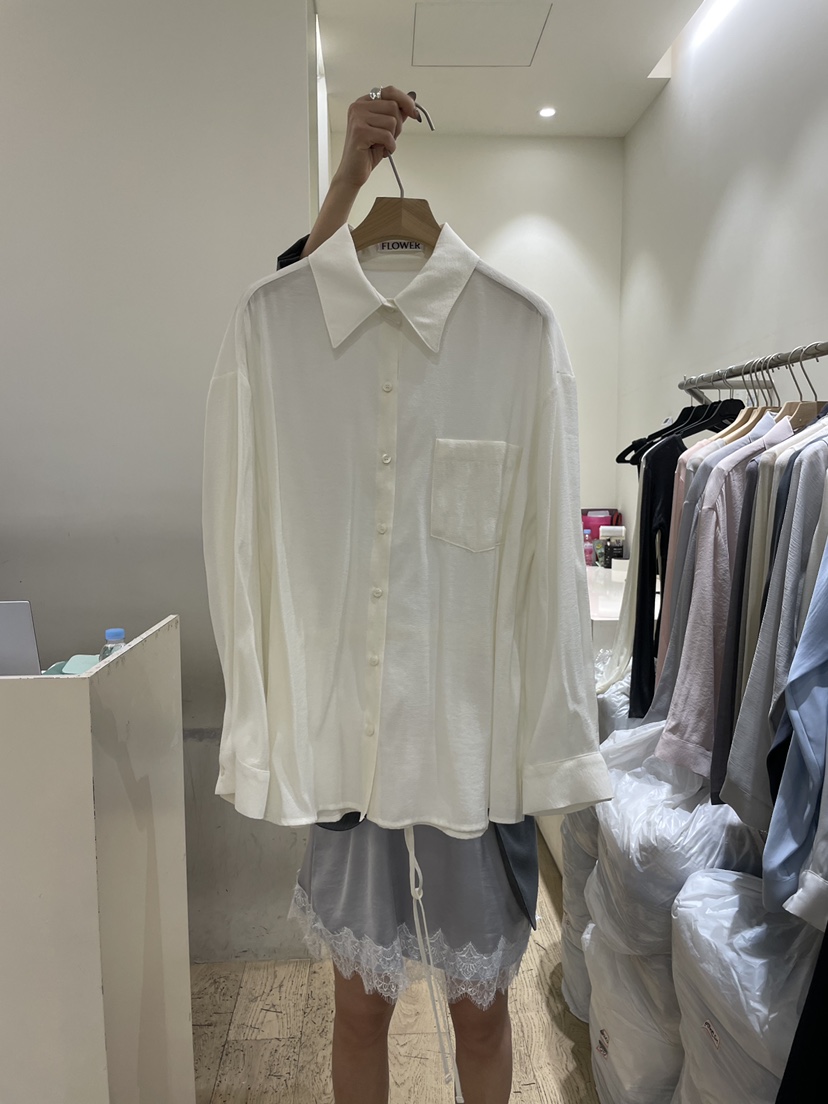 FLOWER-L東大門直郵女裝新款人氣時尚熱賣真品襯衫蕾絲衫FLOWER-L襯衫/蕾絲衫圖色1