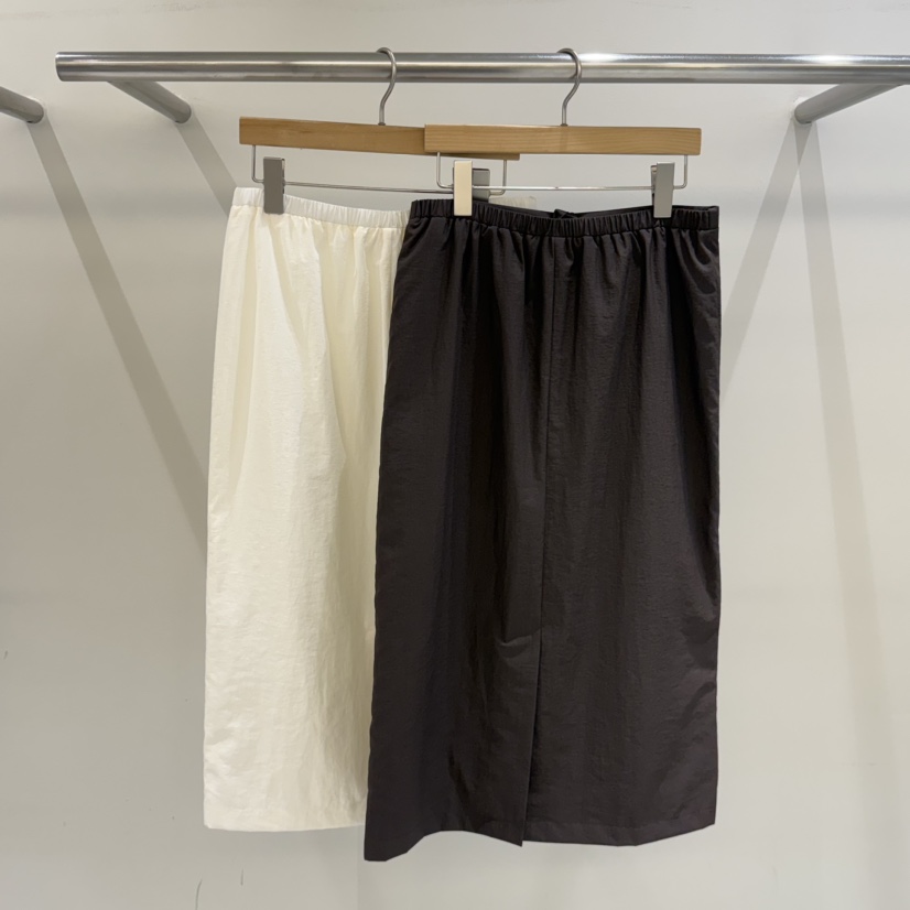 SELECT MARKET東大門直郵女士新款26春夏熱賣時尚真品長裙SELECT MARKET長裙