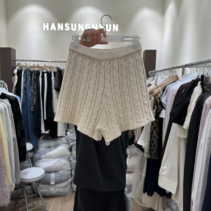 HANSUNGHYUN東大門直郵女裝新款熱賣時尚休閑26春夏真品短褲HANSUNGHYUN短褲圖色1