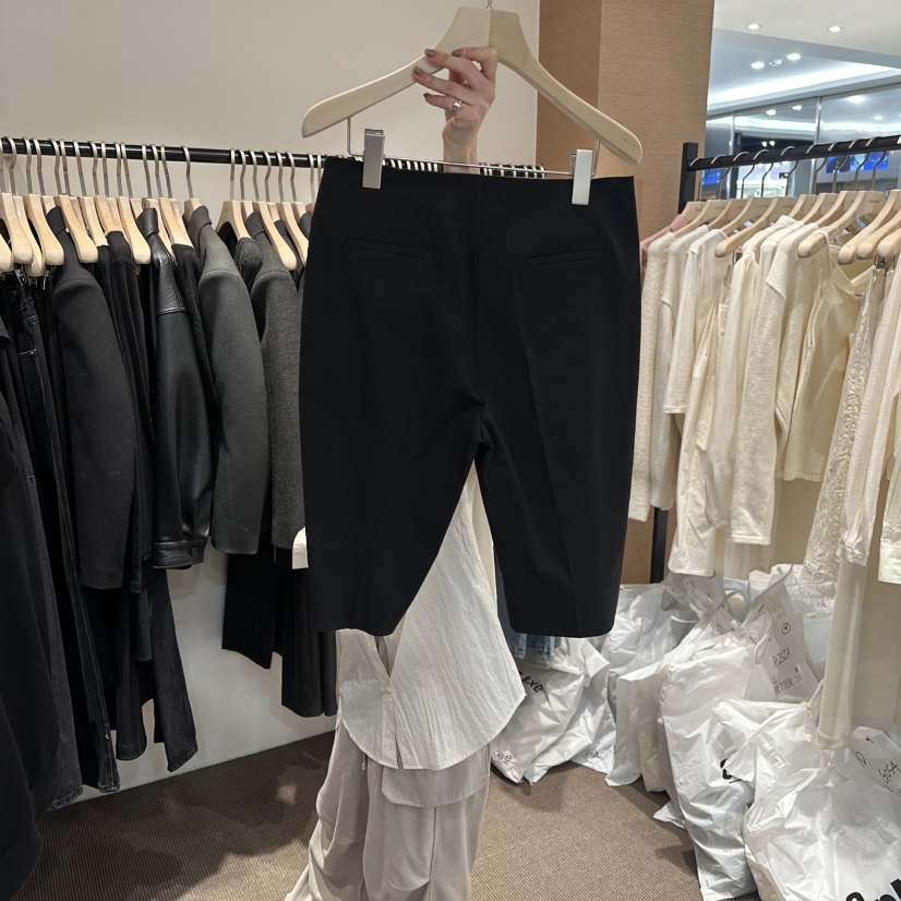 LE BUTTER韓國代購女裝新品職業人氣推薦26春夏時尚短褲LE BUTTER短褲