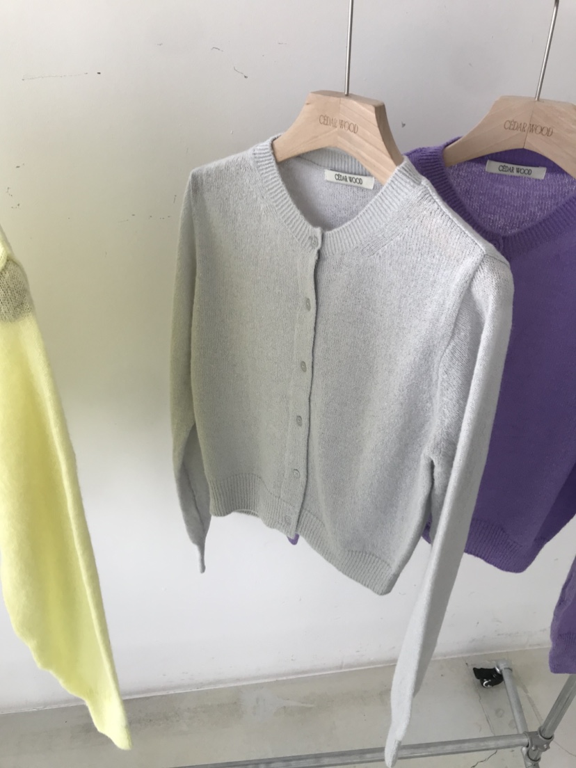 CEDARWOOD東大門實拍女裝新品熱賣人氣真品推薦針織衫開衫CEDAR WOOD針織衫圖色2