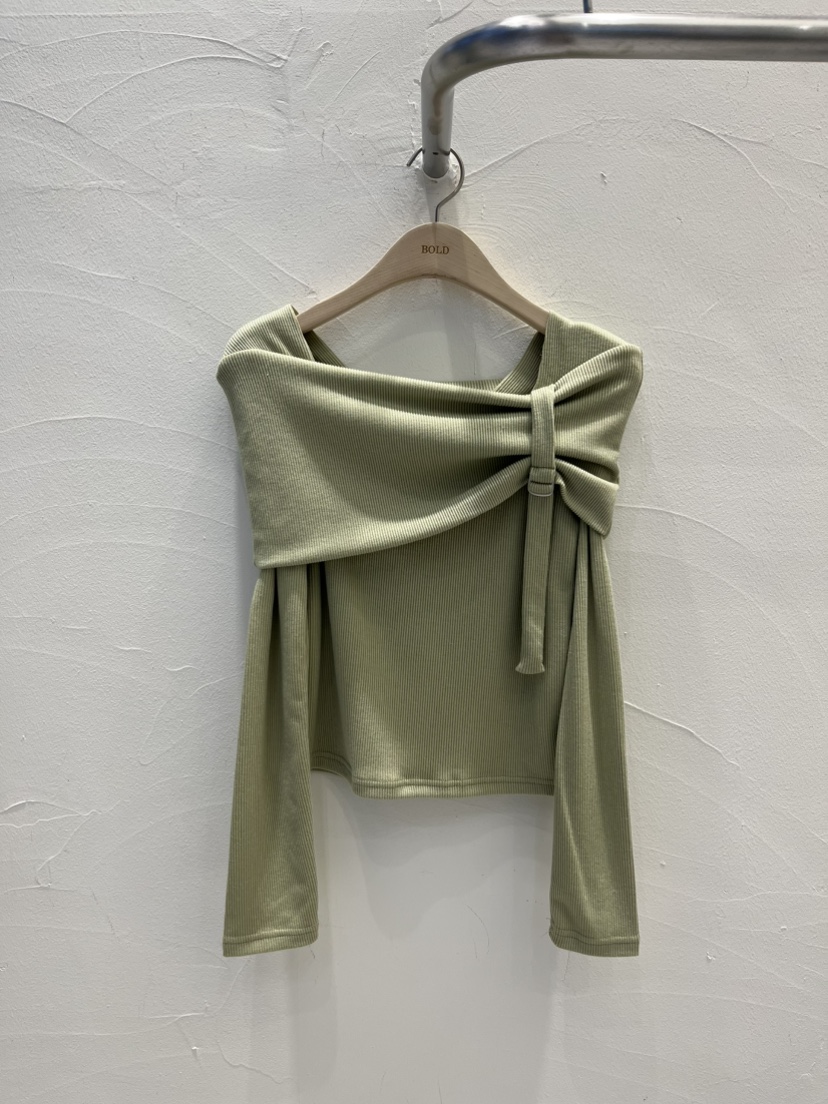 BOLD東大門直郵女裝新品職業真品時尚人氣休閑熱賣長袖T恤BOLD長袖T恤圖色2