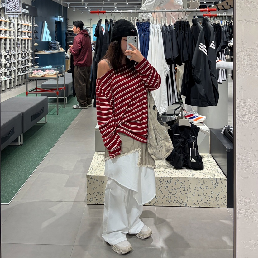 JOA東大門直郵女裝新款休閑時尚26春夏熱賣人氣長袖T恤露肩JOA長袖T恤