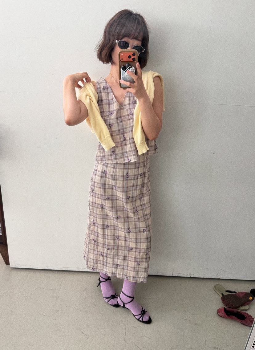 OLI SEOUL韓國直郵女裝新款職業推薦休閑26春夏時尚長裙OLI SEOUL長裙