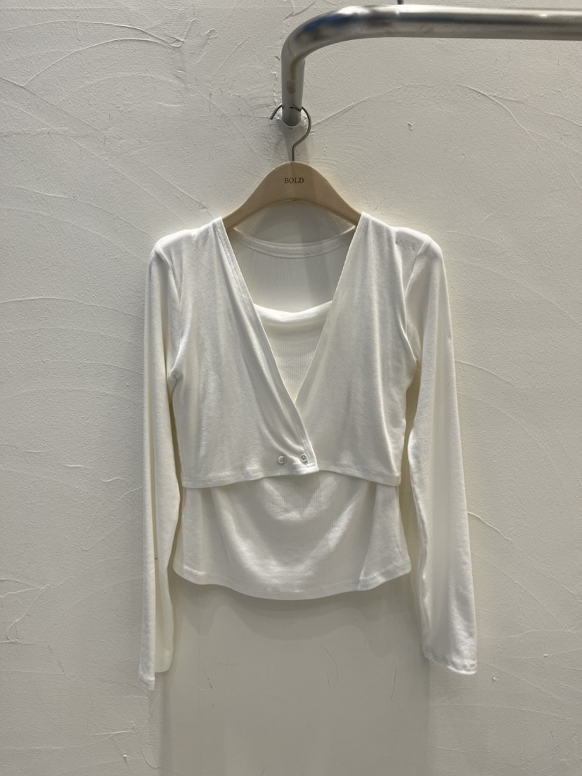 BOLD韓國代購女裝新品時尚熱賣26春夏真品休閑長袖T恤假兩件BOLD長袖T恤圖色2