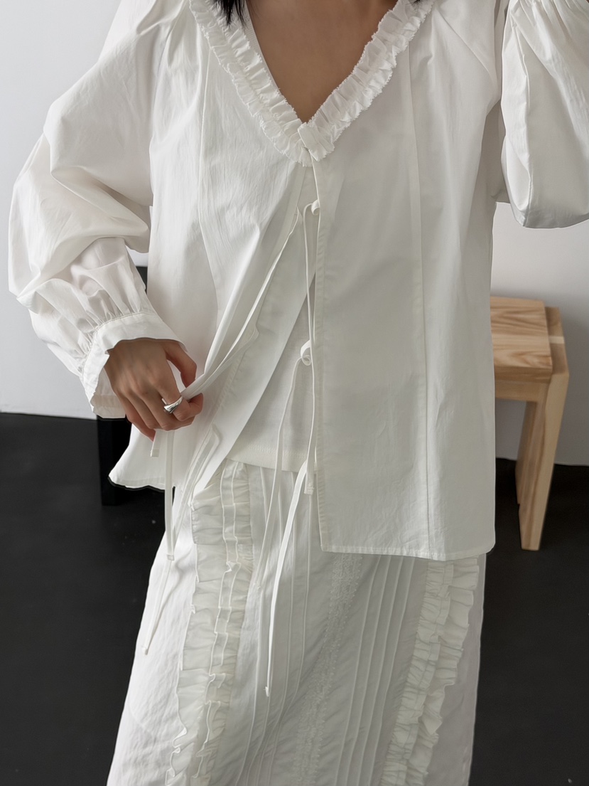 KARE/WEREPIECE韓國代購女士新品時尚熱賣職業襯衫蕾絲衫KARE/WEREPIECE襯衫/蕾絲衫