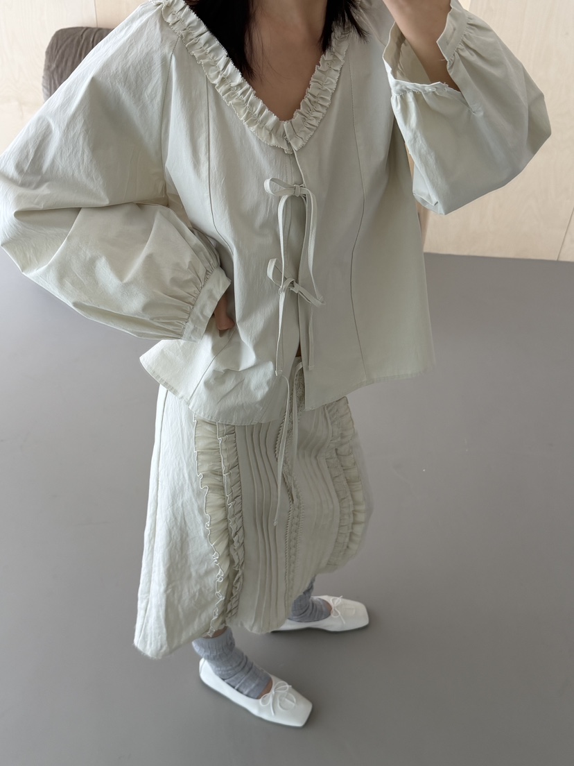 KARE/WEREPIECE韓國代購女士新品時尚熱賣職業襯衫蕾絲衫KARE/WEREPIECE襯衫/蕾絲衫