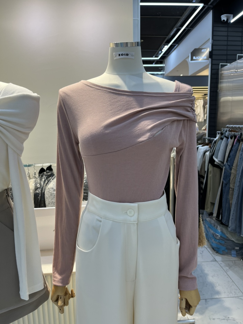 BOLD韓國直郵女裝新品人氣時尚真品26春夏職業休閑長袖T恤BOLD長袖T恤圖色1