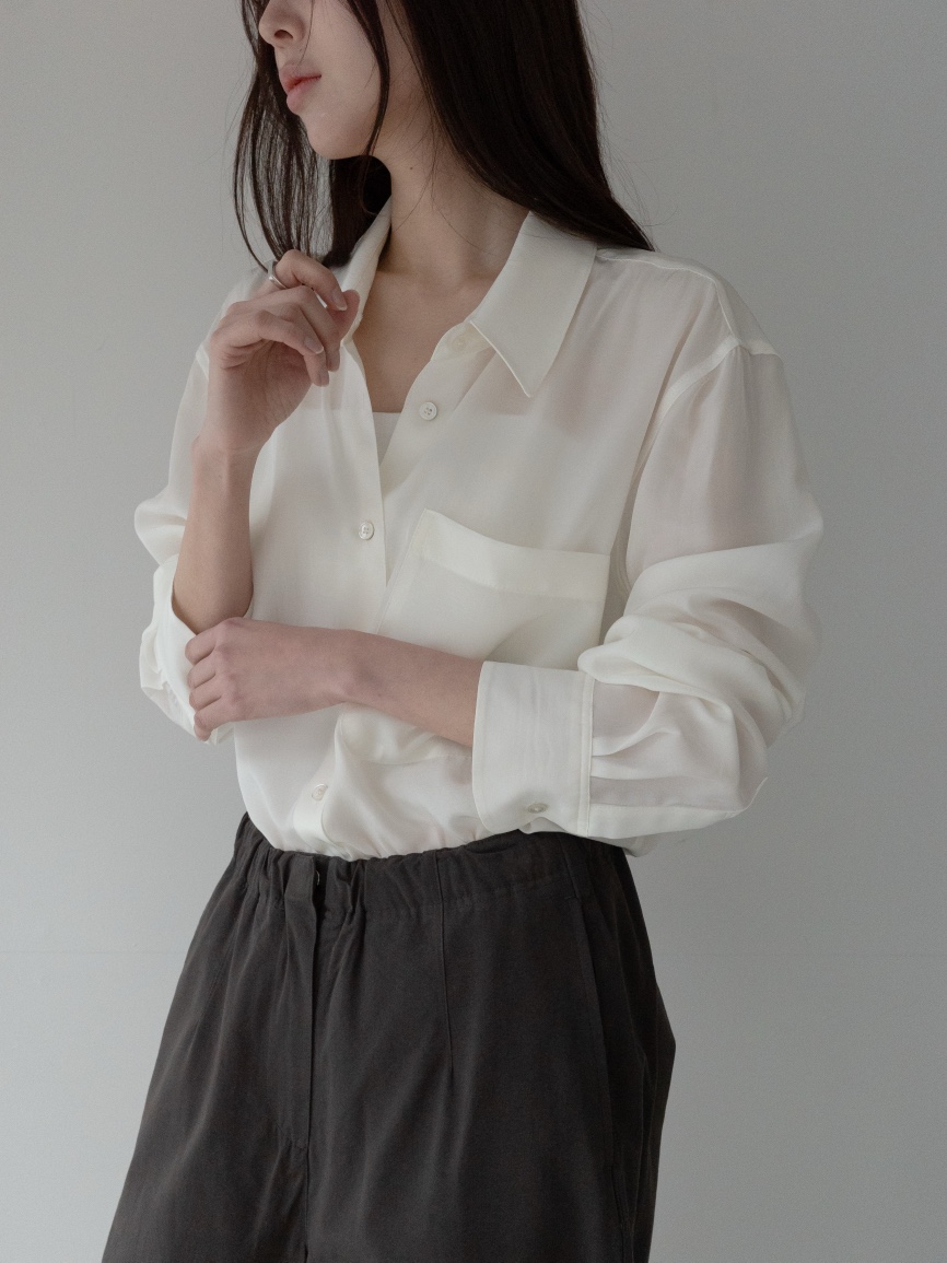 CULLUM東大門實拍女裝新品時尚職業休閑推薦真品襯衫蕾絲衫CULLUM襯衫/蕾絲衫