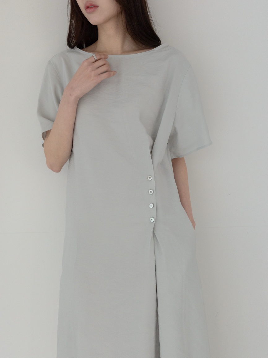 CULLUM東大門直郵女裝新品人氣休閑時尚26春夏真品連衣裙CULLUM連衣裙