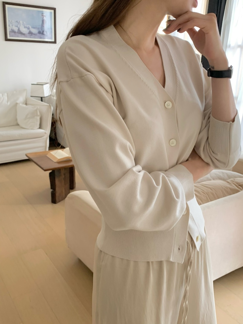 LEGACY東大門實拍女裝新款時尚職業休閑推薦針織衫V領開衫LEGACY針織衫