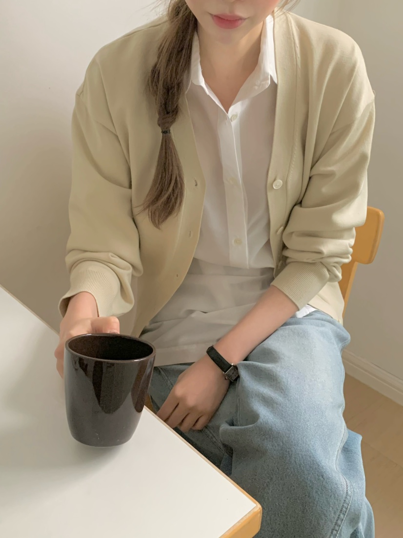 LEGACY東大門實拍女裝新款時尚職業休閑推薦針織衫V領開衫LEGACY針織衫