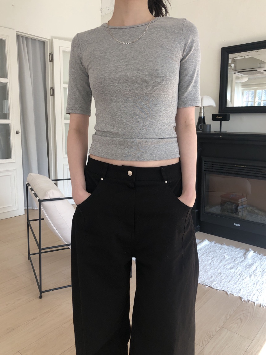 MOMENT東大門實拍女裝新款推薦時尚職業熱賣休閑26春夏T恤MOMENT/RECOVERT恤圖色3