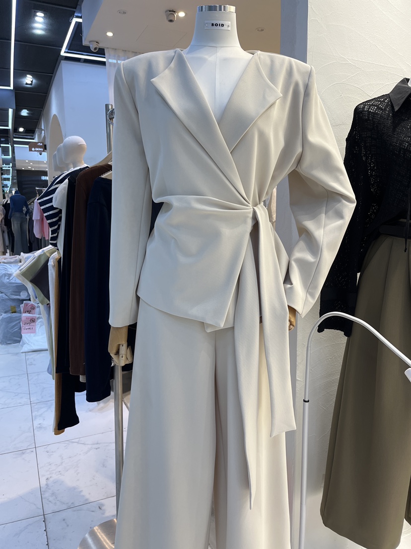 BOLD韓國直郵女裝新品人氣26春夏推薦時尚真品夾克不含內搭BOLD夾克圖色1