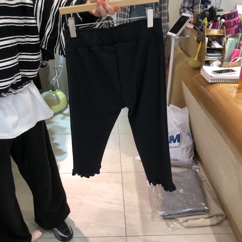 BLACKFRIDAY韓國代購女裝新款26春夏人氣短褲荷葉邊緊身褲BLACK FRIDAY短褲