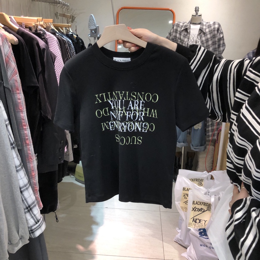 BLACKFRIDAY韓國直郵女士新品時尚休閑推薦26春夏熱賣T恤BLACK FRIDAYT恤圖色1