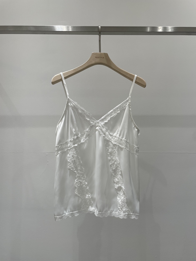 RE STYLE-Q東大門實拍女裝新品推薦人氣吊帶背心蕾絲緞面RE STYLE吊帶/背心圖色1
