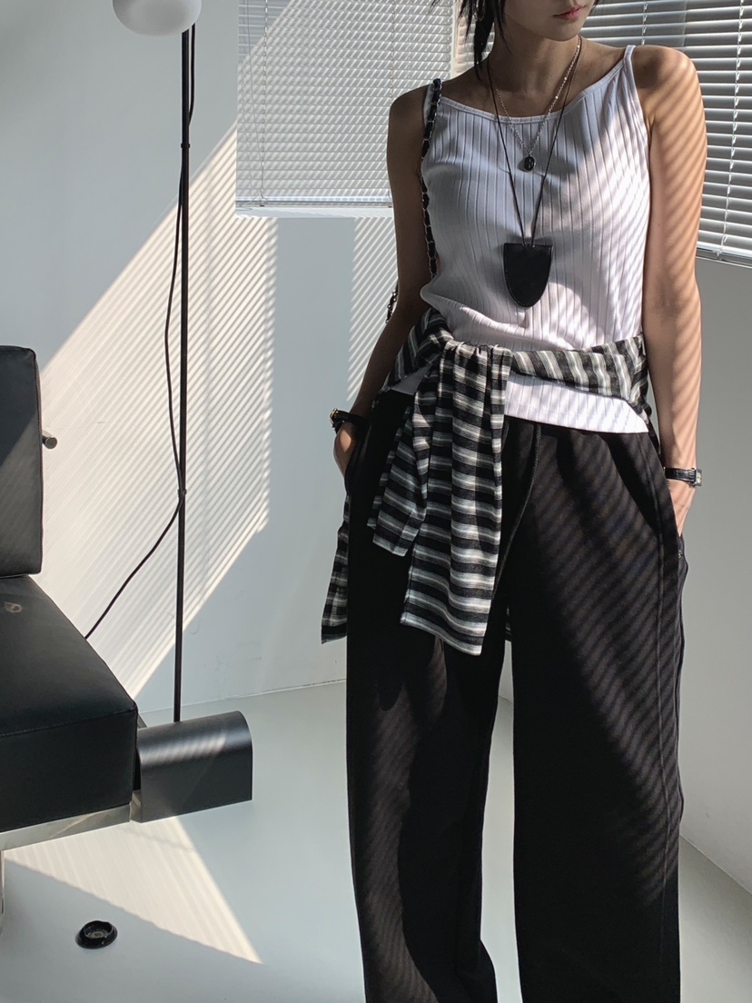 DAVICHI/D.SECOND韓國直郵女裝新款真品休閑熱賣吊帶背心DAVICHI/D.SECOND吊帶/背心