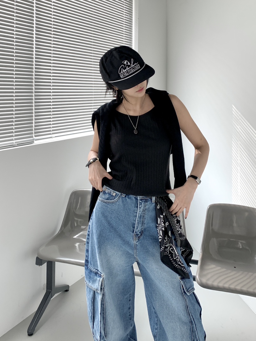 DAVICHI/D.SECOND韓國直郵女裝新款真品休閑熱賣吊帶背心DAVICHI/D.SECOND吊帶/背心