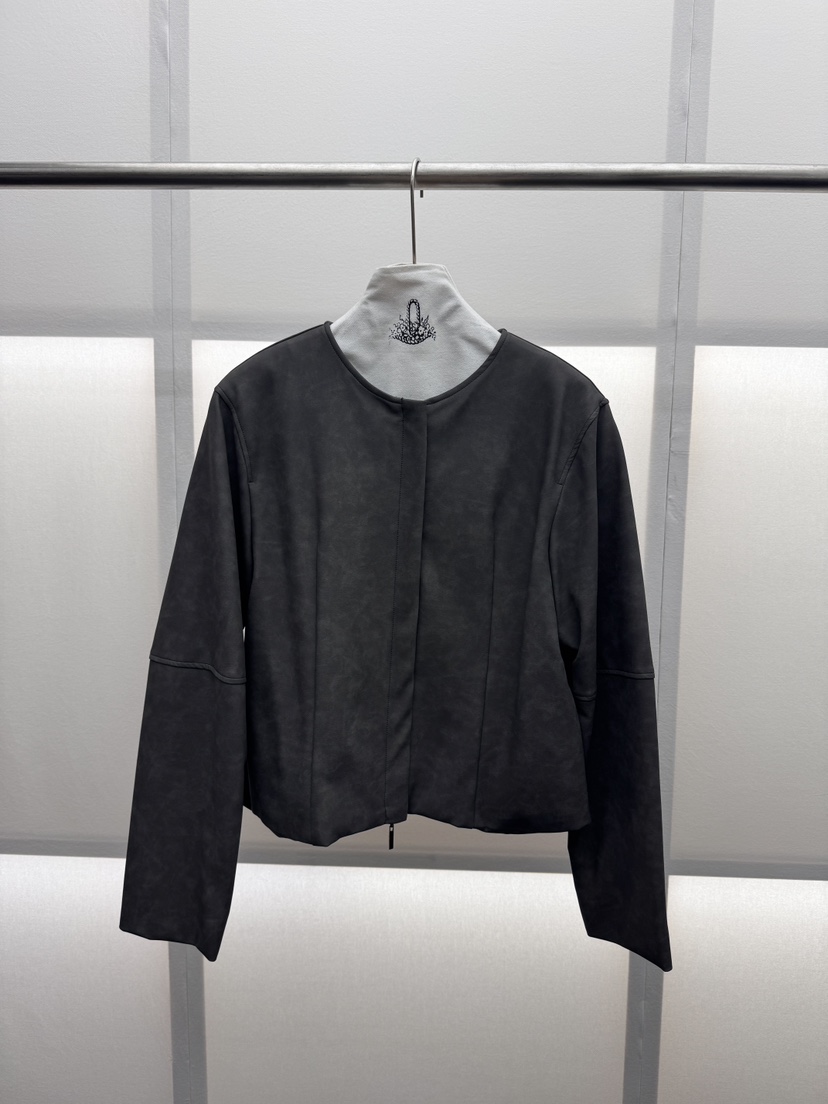 MILUI東大門實拍女裝新品人氣休閑時尚職業熱賣襯衫蕾絲衫MILUI襯衫/蕾絲衫