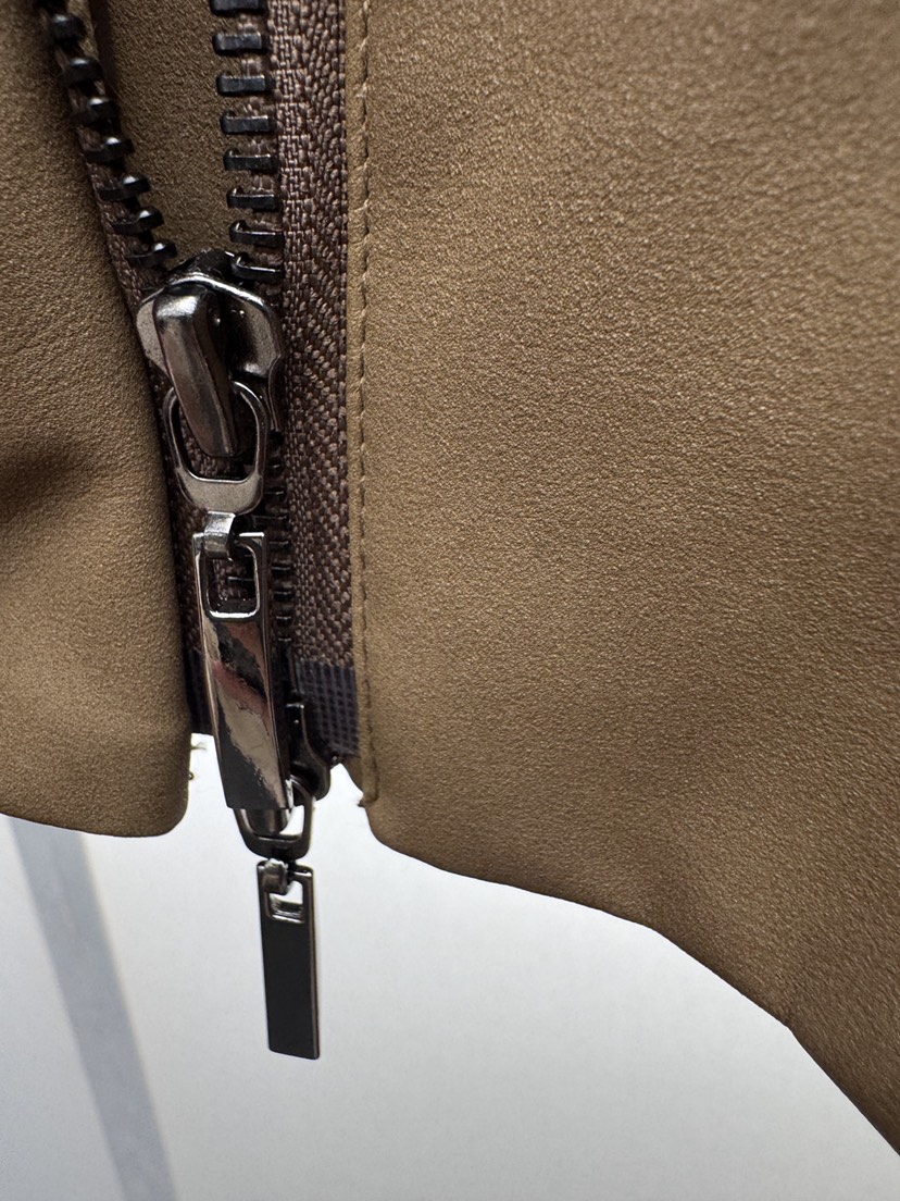 MILUI東大門實拍女裝新品人氣休閑時尚職業熱賣襯衫蕾絲衫MILUI襯衫/蕾絲衫