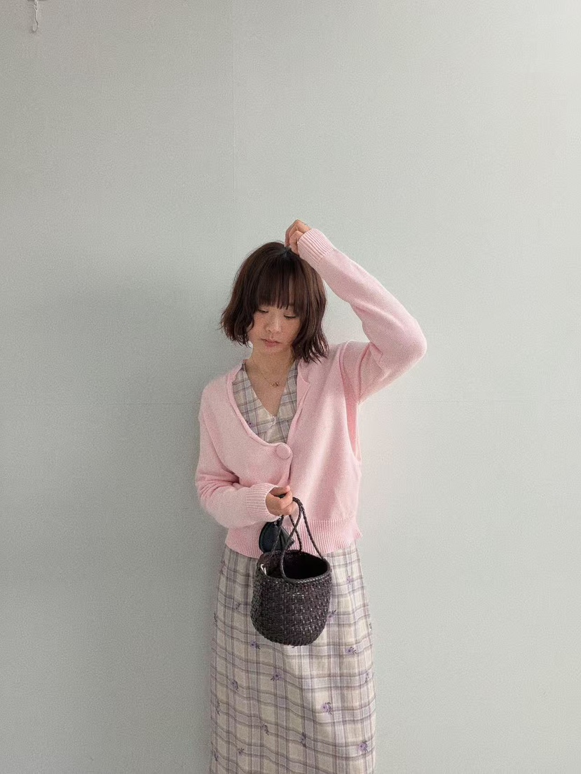 OLI SEOUL東大門直郵女士新品時尚人氣26春夏職業吊帶背心OLI SEOUL吊帶/背心