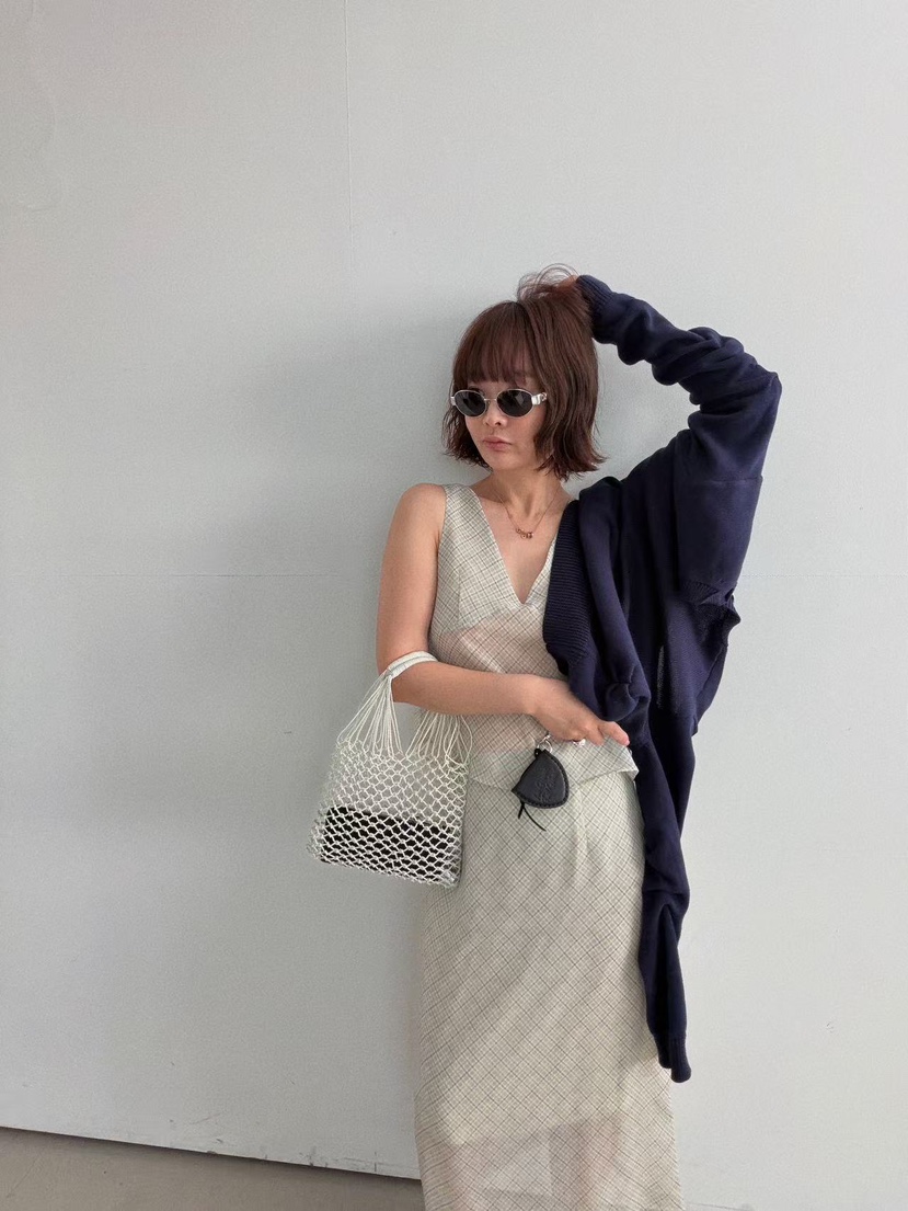 OLI SEOUL東大門直郵女士新品時尚人氣26春夏職業吊帶背心OLI SEOUL吊帶/背心