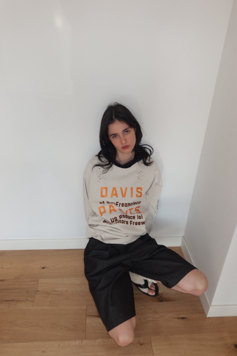 FIFO/UNANSWERED-MYSTERY韓國直郵女裝新品推薦長袖T恤FIFO/UNANSWERED-MYSTERY長袖T恤