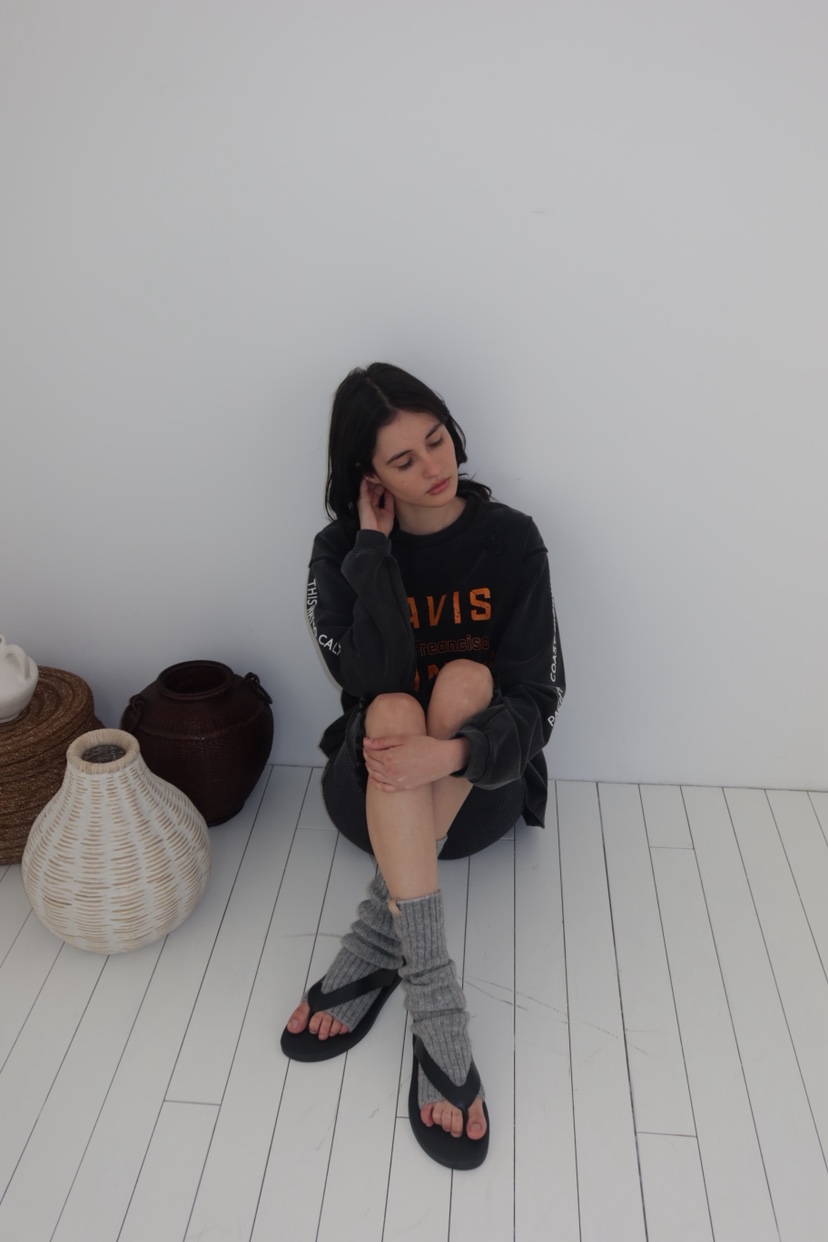 FIFO/UNANSWERED-MYSTERY韓國直郵女裝新品推薦長袖T恤FIFO/UNANSWERED-MYSTERY長袖T恤